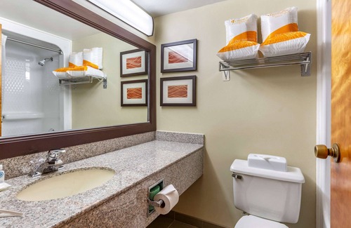Stafford Hotel | Comfort Inn Quantico