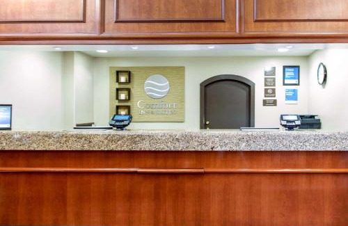 The East Side Hotel | Comfort Inn & Suites San Francisco Airport North