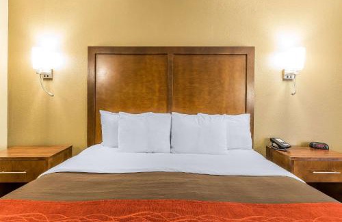 Dalton Hotel | Comfort Inn & Suites Dalton West