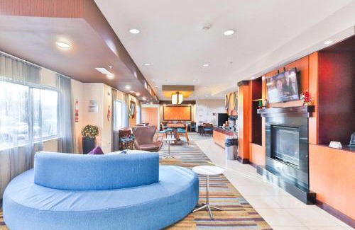 Houston Hotel | Comfort Inn & Suites Houston North - Spring