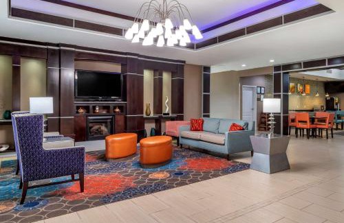 Cleveland Hotel | Comfort Inn & Suites