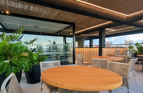 Jardim Oceania Apartment | Comfort Studio facing the sea