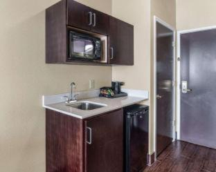 Odessa Hotel | Comfort Suites Odessa near University