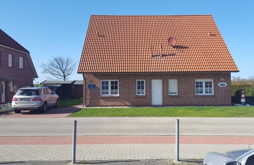 Dornumersiel House | Comfort vacation home close to the beach in the coastal resort of Dornumersiel