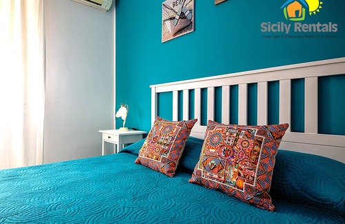 Isola delle Femmine Apartment | Comfortable apartment 5 minutes walk from the sea