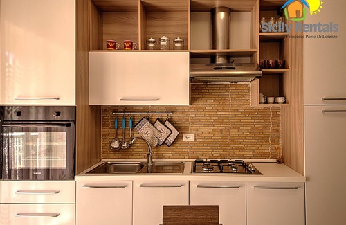 Isola delle Femmine Apartment | Comfortable apartment 5 minutes walk from the sea