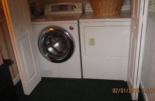 Watkinsville Apartment | Comfortable 3 bdrm 2 bath cottage 15-20 minutes from Dooley Field