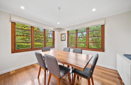 Narrabundah House | Comfortable 3-Bed Haven Near Canberra Attractions