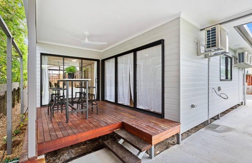 Portsmith House | Comfortable 3-Bedroom Home Near City