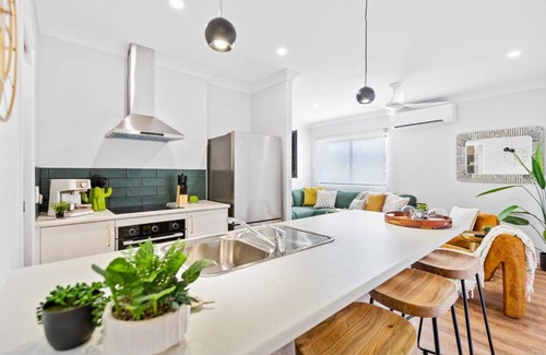 Portsmith House | Comfortable 3-Bedroom Home Near City