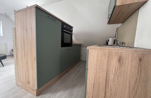 Bielefeld Apartment | Comfortable accommodation for craftsmen and fitters with kitchen - 5 beds