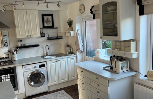 Wantage House | Comfortable and Private House, 2 Bed, Central, Perfect for Harwell & Williams F1