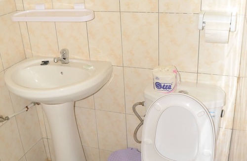 Kribi Hotel | Comfortable and spacious rooms . Breakfast Inc. Pool Wifi Beach Restaurant N°1