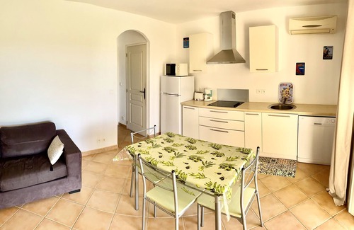 Belgodere Apartment | Comfortable apartment between beach and countryside