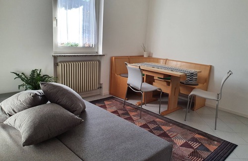 Bolzano Apartment | Comfortable apartment on cycle path + parking