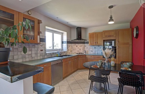 Chevrieres Cottage | Comfortable cottage for 12 with private garden and spa in Auvergne-Rhône-Alpes