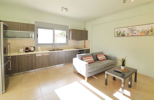 Marousi House | Comfortable duplex, 2 BD, 5' to IATRIKO clinic and GAIA Maternity Hospital
