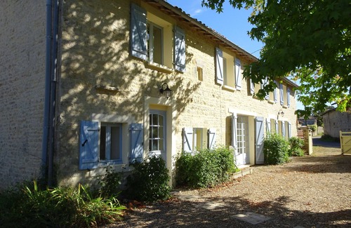La Foret-de-Tesse House | Comfortable house with private pool in Charente
