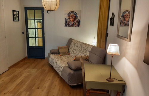 Villedieu-sur-Indre Apartment | Comfortable studio close to the golf course and in the heart of Villedieu sur Indre.