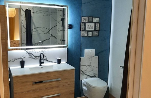 Villedieu-sur-Indre Apartment | Comfortable studio close to the golf course and in the heart of Villedieu sur Indre.