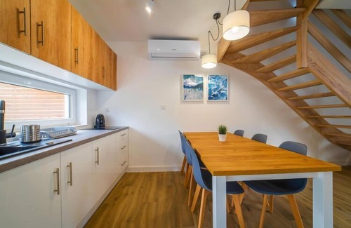 Rewal House | Comfortable holiday homes with a pool, Rewal