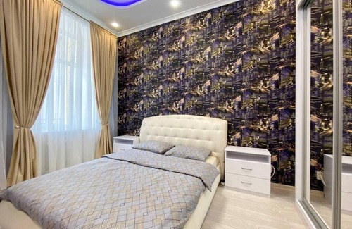 Shevchenkivs'kyi District Apartment | Comfortable luxury apartment with 3 rooms. Center heart of kiev