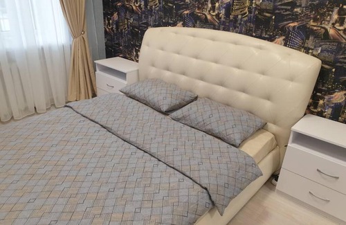Shevchenkivs'kyi District Apartment | Comfortable luxury apartment with 3 rooms. Center heart of kiev