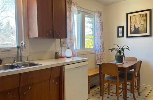Olds House | Comfortable, private home with large back yard