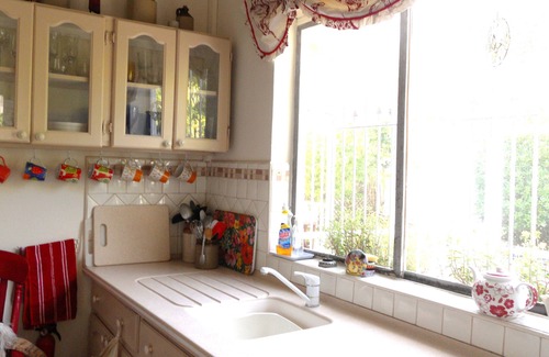 Sunset Crest House | Comfortable & spacious one bed westcoast apartment, near shops, beach and pool.