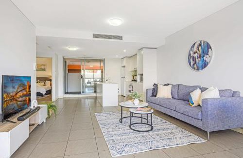 Parramatta Apartment | Comfy 2BR in Parramatta central with free parking