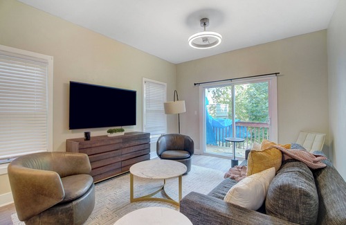 McGinley Square Apartment | Comfy 3 BR Retreat: mins to NYC - 3 nt min/inquire