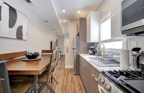 McGinley Square Apartment | Comfy Bright Peaceful 1BR - Minutes to NYC