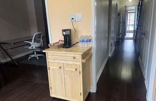 Markham House | Comfy Casa