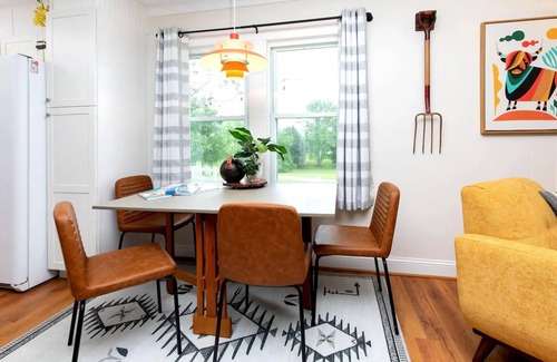 Candler Cottage | Comfy Dog Friendly Cottage w/Large Fenced Yard
