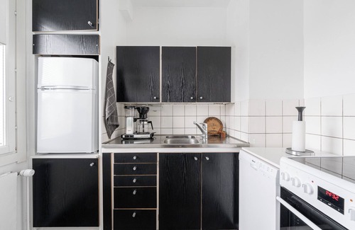 Jyvaskyla Apartment | Comfy Studio Apt with Prime Location