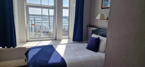 Cobh Hotel | Commodore Hotel