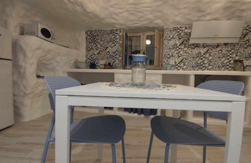 Baza House | Complejo Cuevas Otto