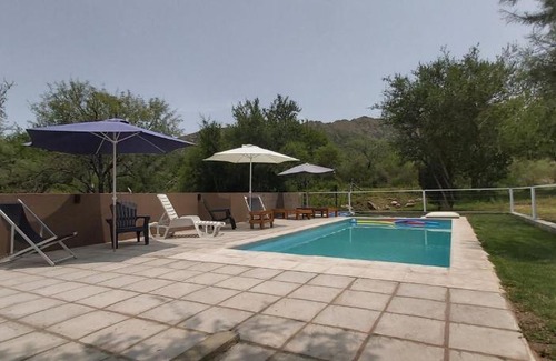 Potrero de los Funes Ski Chalet | Complejo de Cabañas Las Abelias