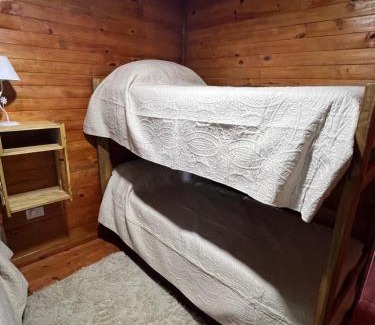 Larroque Hotel | Complejo de cabañas El Mangrullo