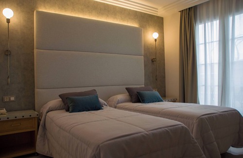 Illescas Hotel | Complejo Paris