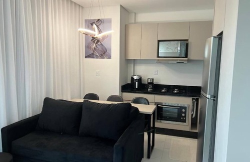 Centro Apartment | Complete Apartment 900m from Oktoberfest with Rooftop Pool, Gym and Wi-Fi
