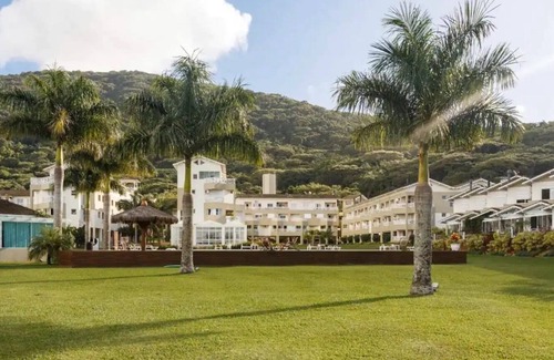 Porto da Lagoa Apartment | Complete Apartment in Resort at Beira da Lagoa