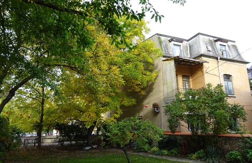 Weimar House | Complete historic townhouse with garden in the center for groups/families