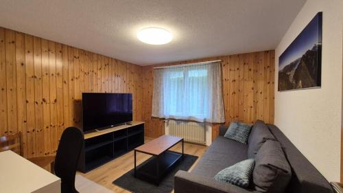 Goldswil Apartment | Completely refurbished comfortable apartment