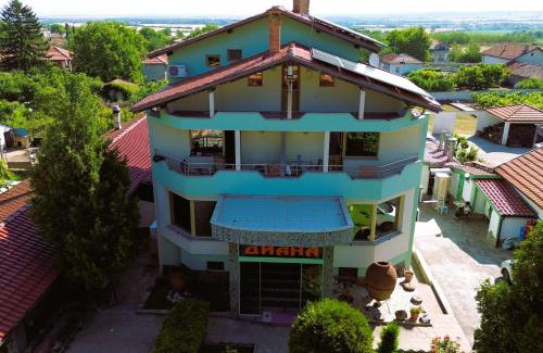 Asenovgrad House | Complex Diana