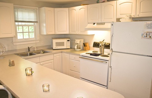 Old Town Cottage | Conch Republic Consul General's Cottage.-Historic District