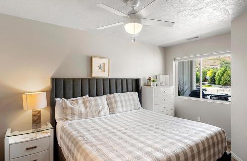 Harbor Village House | Condo #202 - Inn Bldg