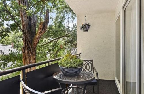 North End Apartment | Condo 24! Prized Location. Modern! Bright! Enjoy!