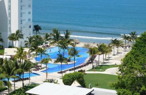 Nuevo Vallarta Condo | CONDO VILLA MAGNA by TRVL2HM