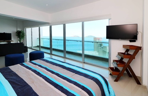 Mazatlan Resort | CONDOS M412 ByTrvl2hm & Mazatlan Regency